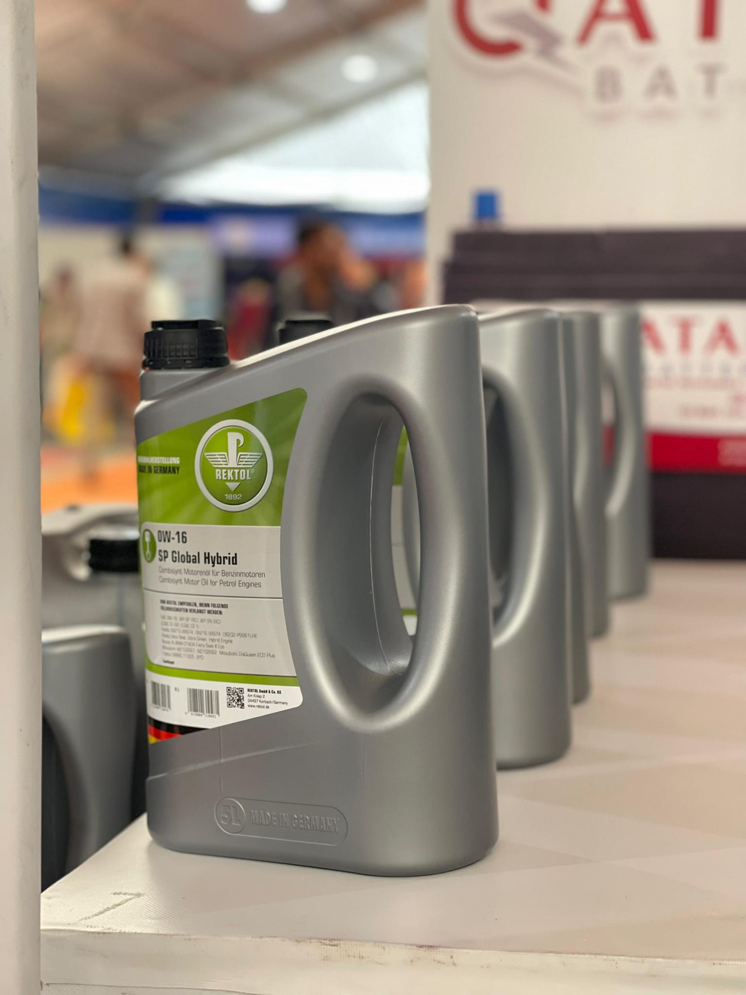 Details from the Last Day of the Auto Show 2024, which took place at the Sam City Club from August 25 to August 29. We participated with some of our company's exclusive agencies:  Rektol German Oils Qatar Batteries Golf Star Batteries Zontel Smart Devices Al Sharq Trading and Agencies